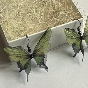 *NEW Butterfly Earrings - Green/Black - Silk - 3D
